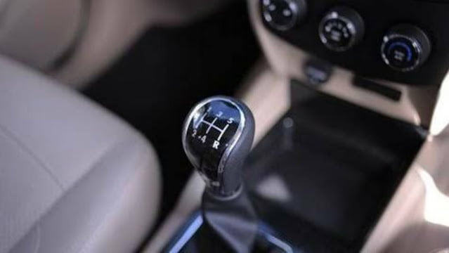 Panduan dan Cara Menyetir Mobil Manual Bagi Pemula
